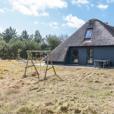Holiday Lxviii Holiday home