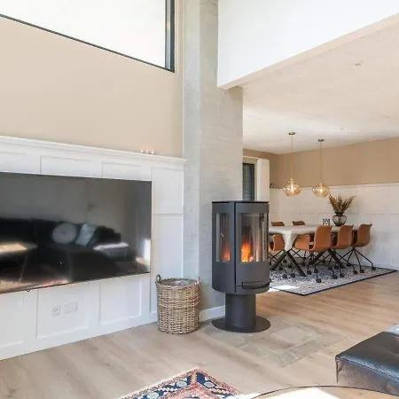 Holiday home Holiday Lxviii